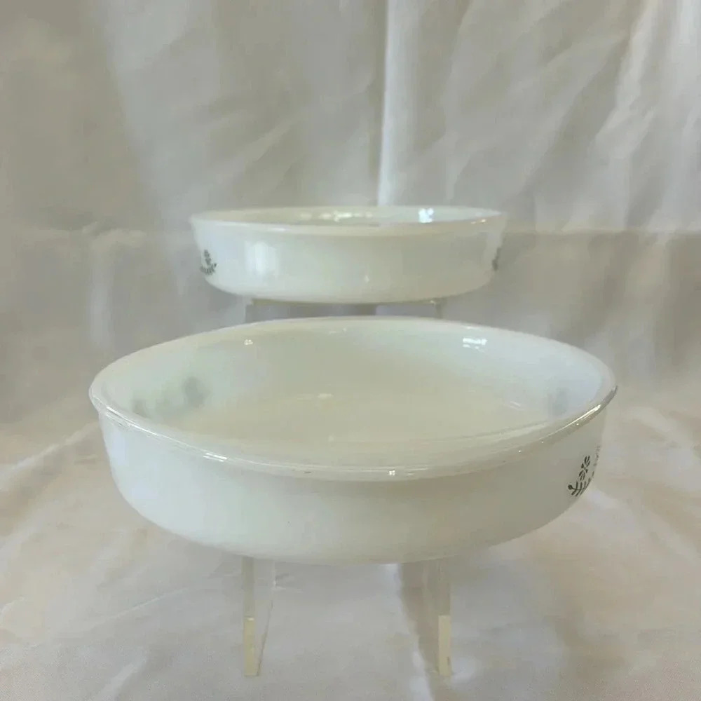 2 - Glasbake 1970s Round 8in Casserole Dishes Green Daisy Milk Glass MCM Kitchen - Picture 7 of 11